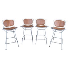 4 Harry Bertoia für Knoll International Drahtform-Barhocker Moderne Mitte des Jahrhunderts