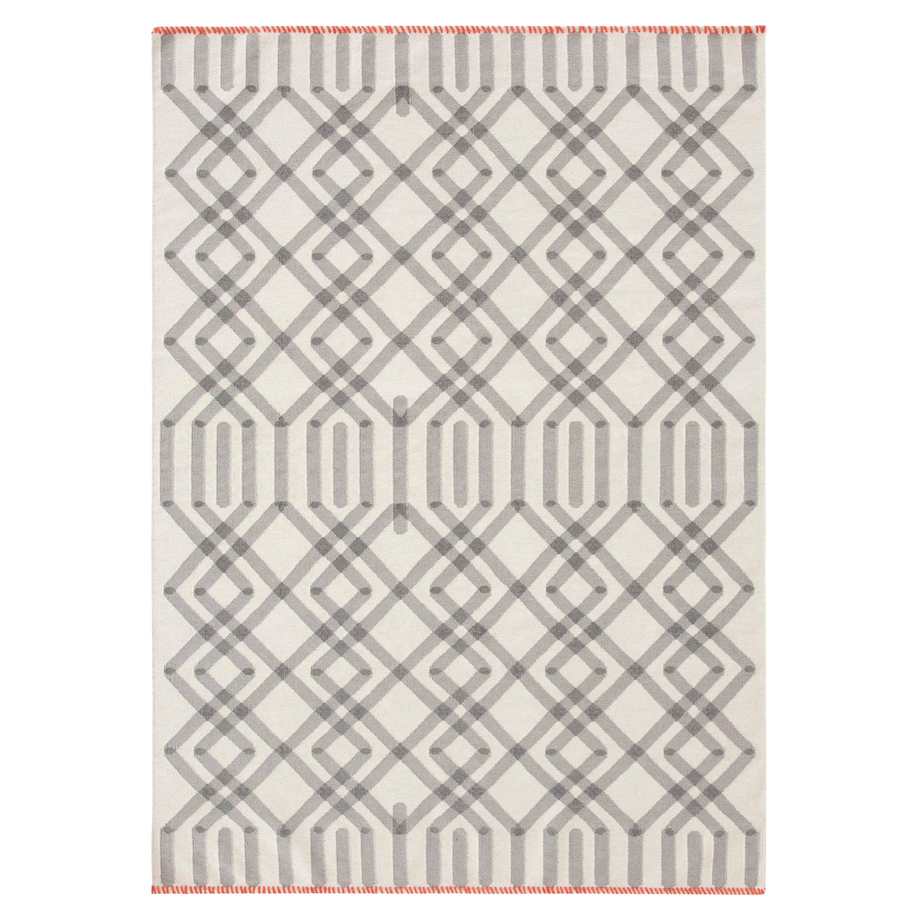 Kilim Technique Duna Medium Rug in Grey by Odosdesign For Sale