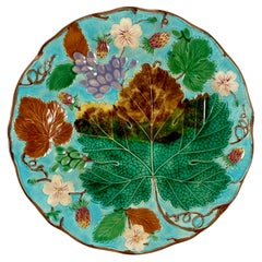 Wedgwood Majolica Turquoise Grape Leaf and Strawberry Plate, circa 1880