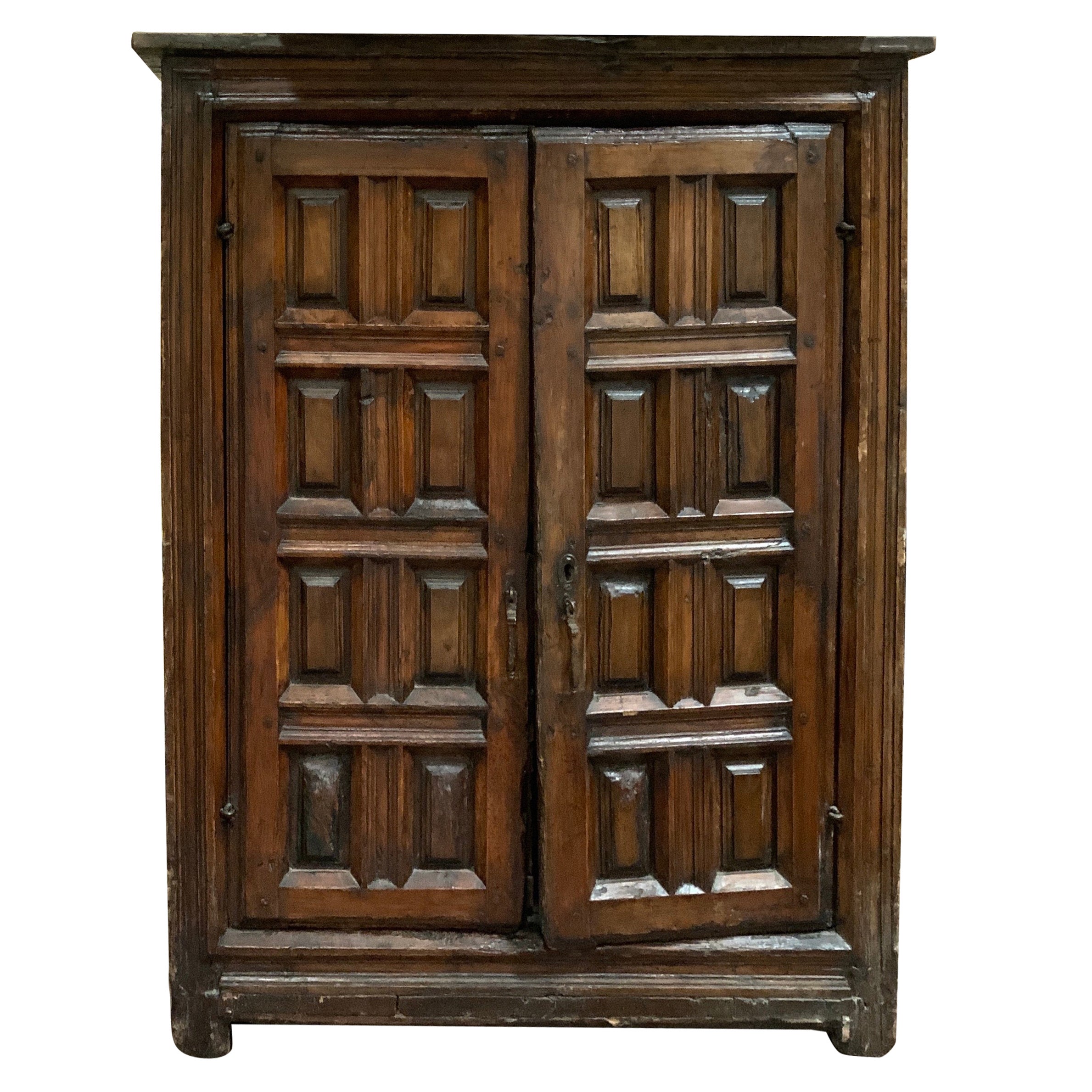 18th Century Spanish Armoire For Sale