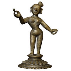 Große antike südindische weibliche Gottheit aus massivem Guss, Uma 9668, 18. Jahrhundert
