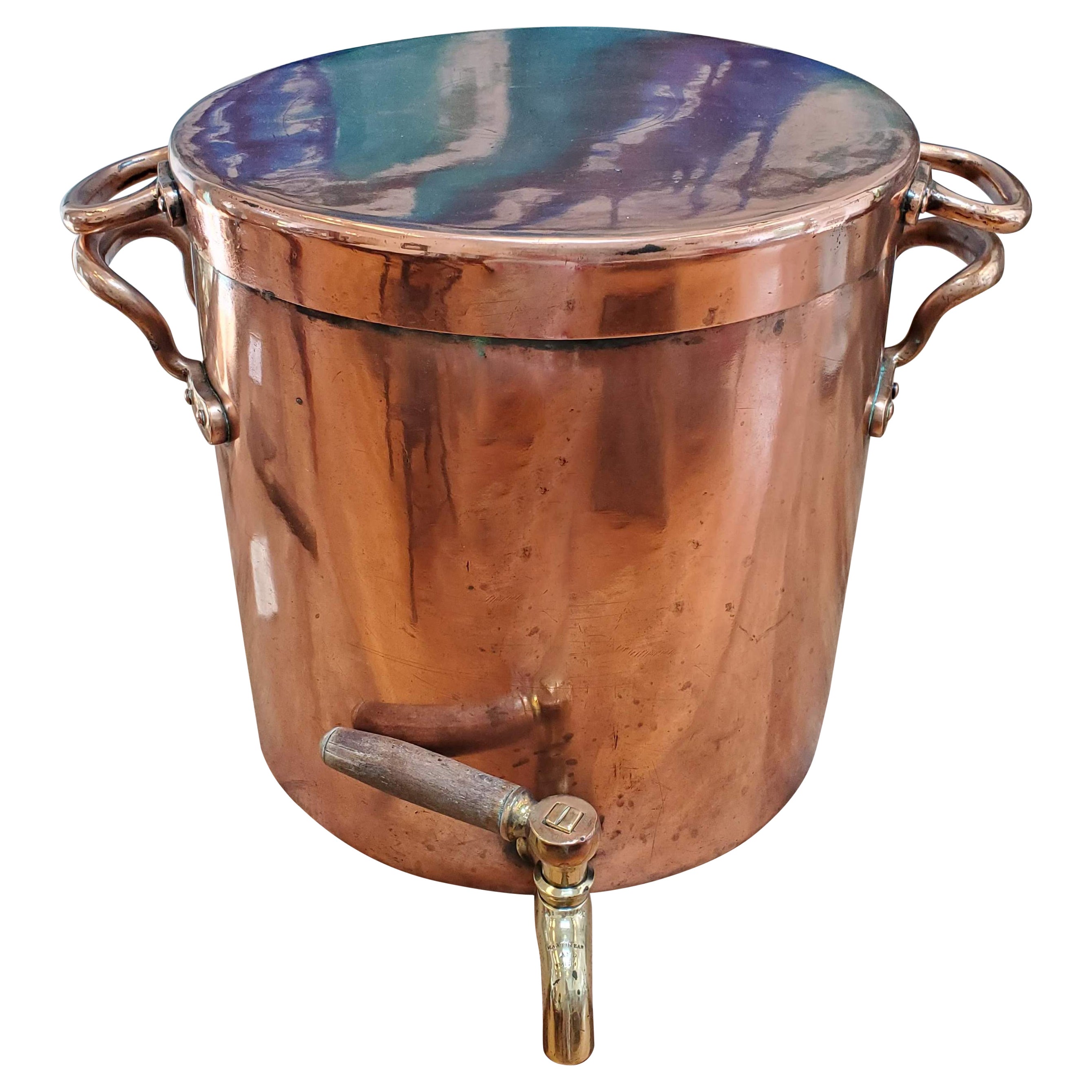 19th Century English Copper Water Dispenser with Brass Spigot 