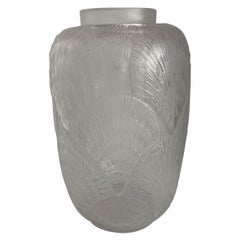 Lalique France Opalescent Coquilles Motif Vase