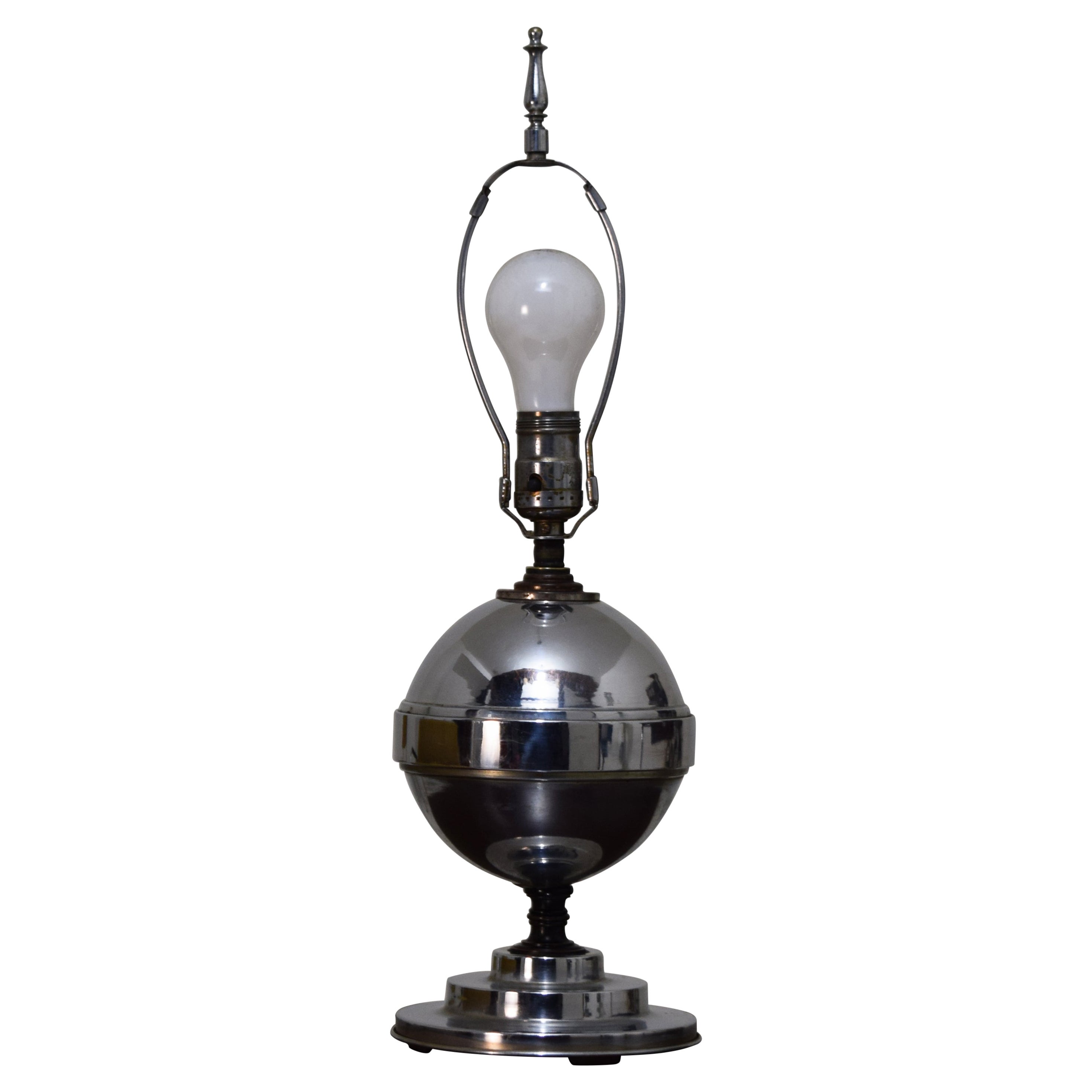 Streamlined Moderne Table Lamp Attributed to KEM Weber