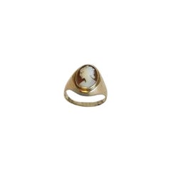 Gold Ring in 14 K with Camée