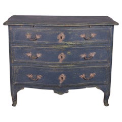 18th C French Serpentine Commode