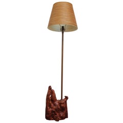 Skulpturale Stehlampe aus Treibholz und Messing