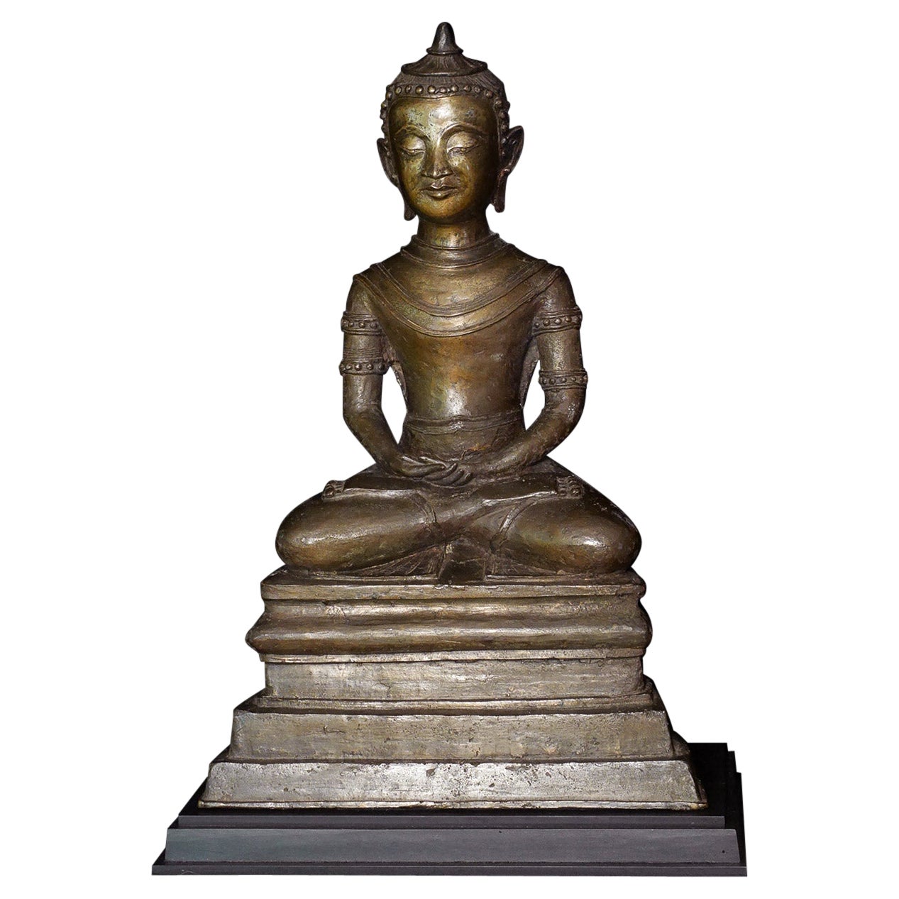 18/19th Century Unique, Large Burmese Buddha, 8030 For Sale