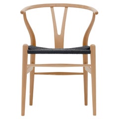 CH24 Wishbone Chair in Beech Oil with Black Papercord Seat by Hans J. Wegner