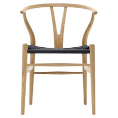 CH24 Wishbone Chair in Oak Lacquer with Black Papercord Seat by Hans J. Wegner