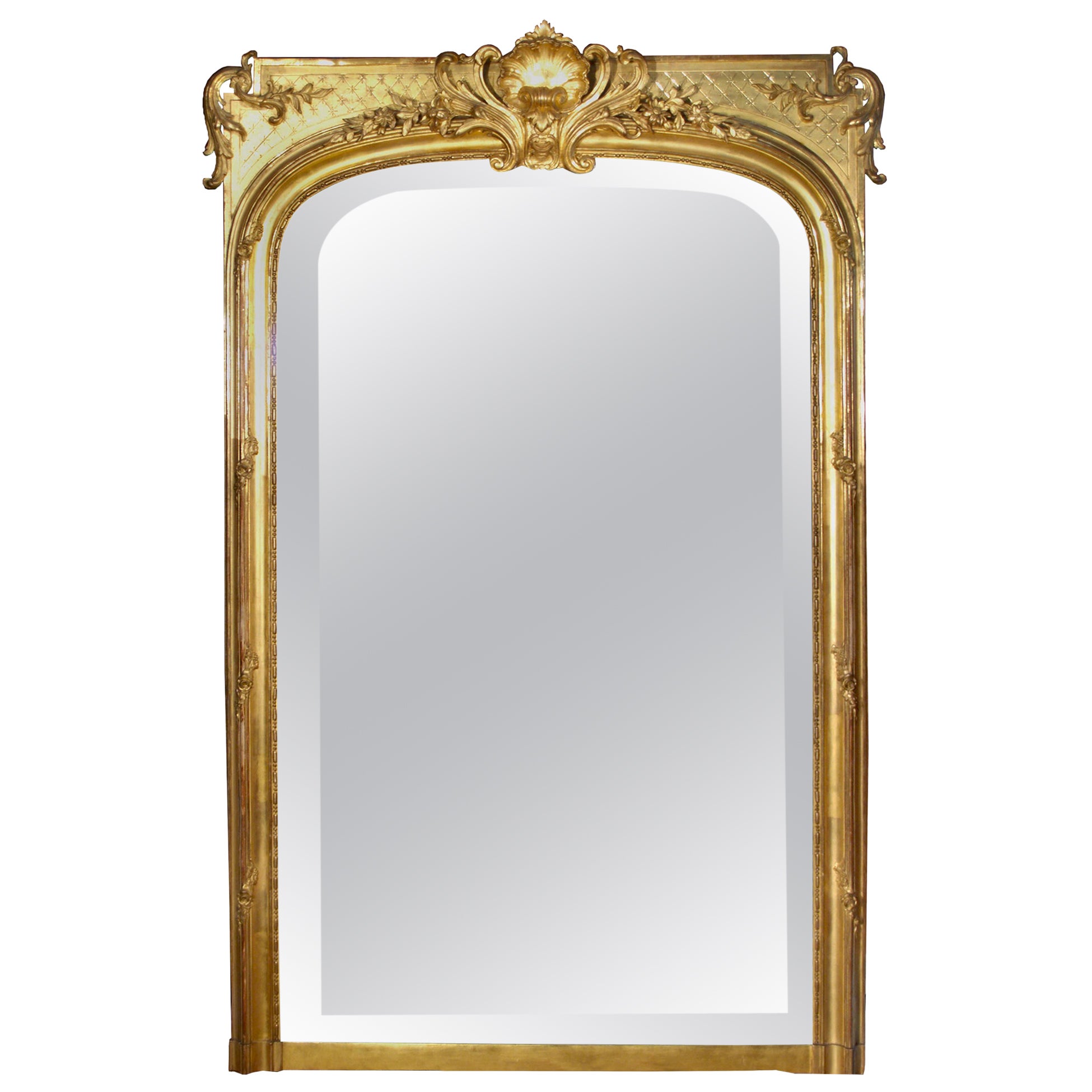 Miroir français du XIXe siècle en bois doré de style Louis XVI