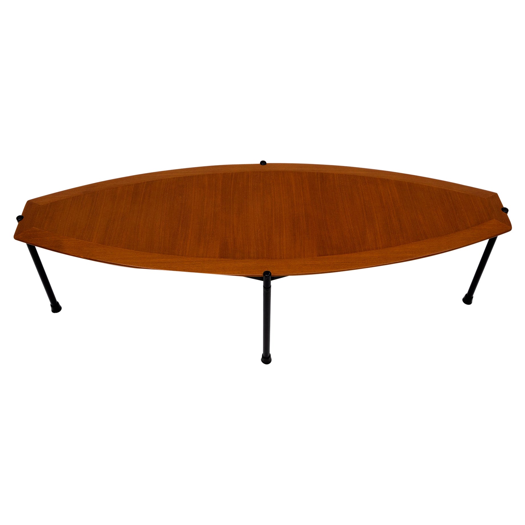 Table basse italienne moderne du milieu du siècle dernier en forme de planche de surf, 1970 en vente