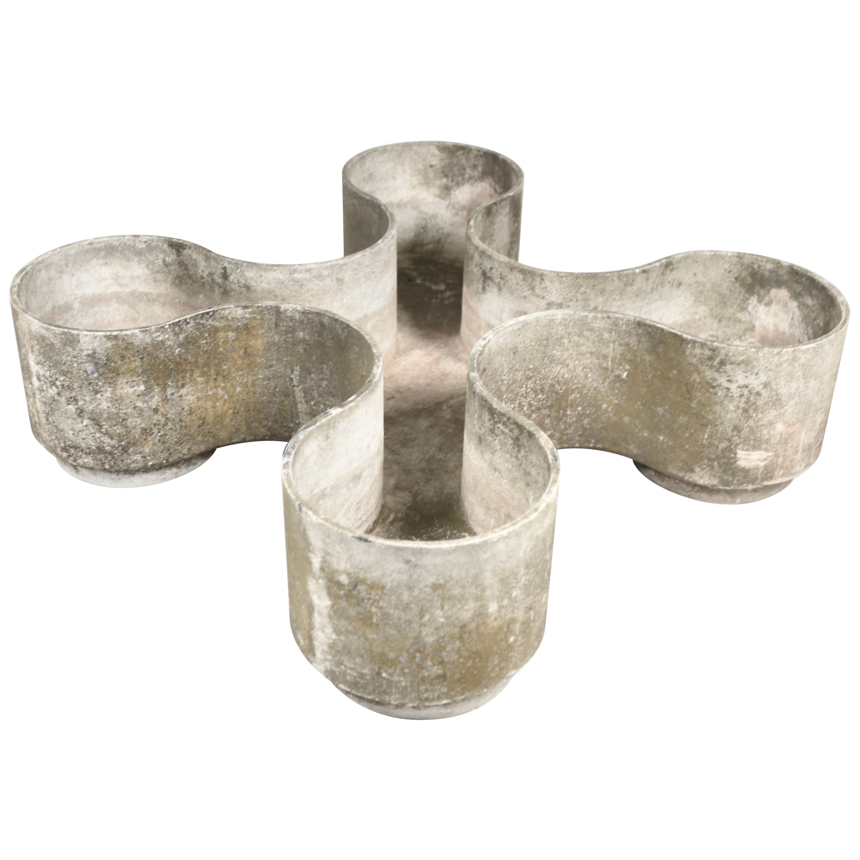Willy Guhl, Rare & Large Shamrock Shaped Planter in Concrete, 1960s