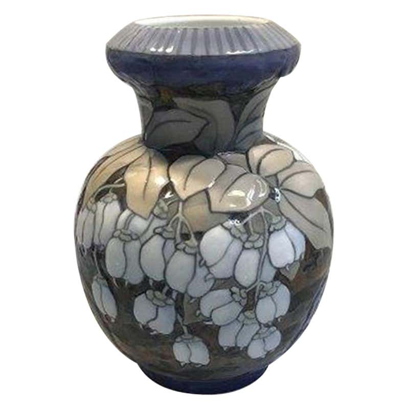 Bing Et Grondahl Art Nouveau Vase No 504 - 243 Avec Kronborg Bing Et Grondahl Art Nouveau Vase No 504 - 243 Avec Kronborg