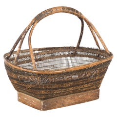 Chinese Rustic Retro Woven Rattan Market Basket with Large Handle and Base