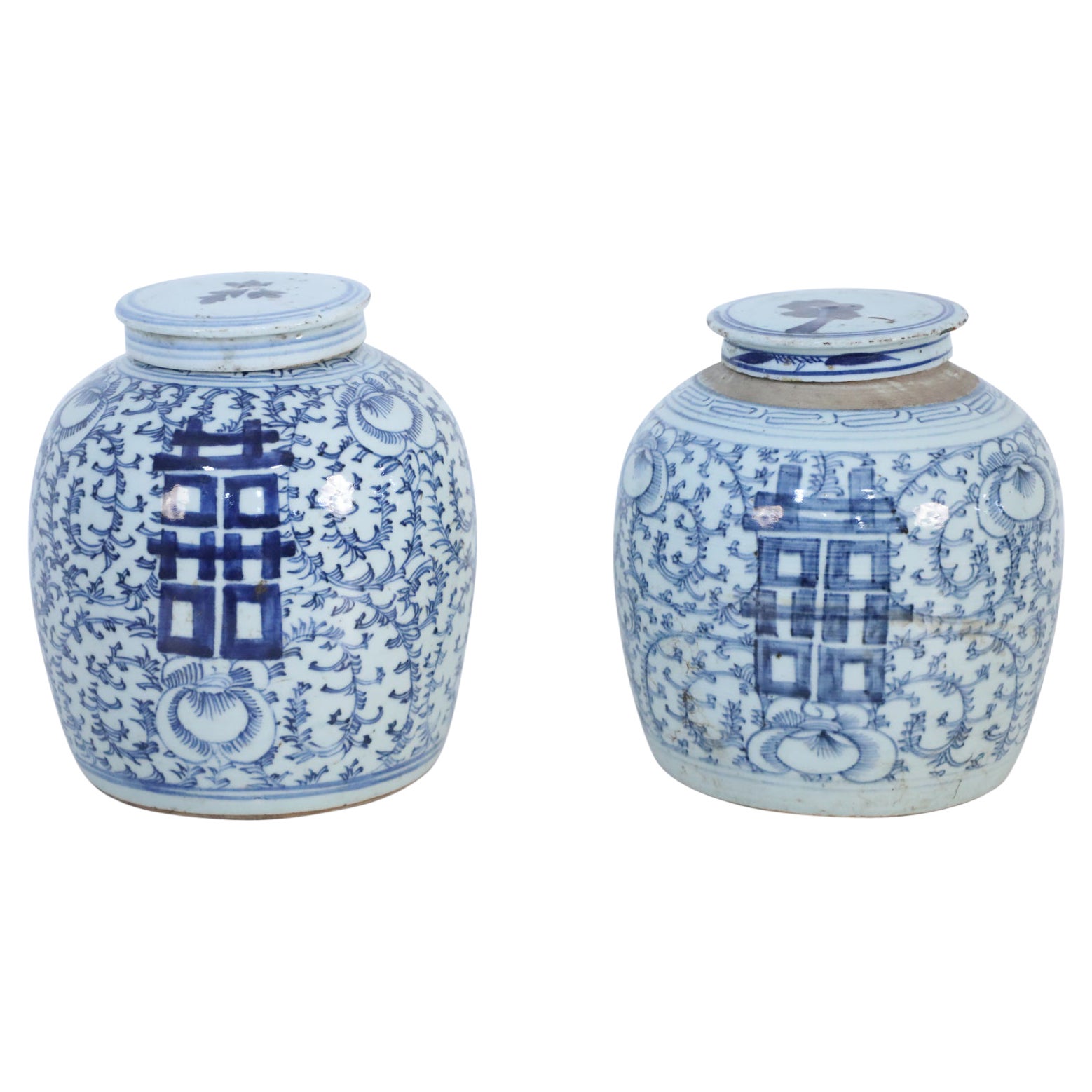 Pair of Chinese Blue and White Floral Lidded Ginger Jar Vases For Sale