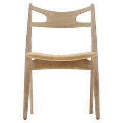 CH29P Sawbuck Chair in Oak Soap & Thor 325 Leather Seat by Hans J. Wegner