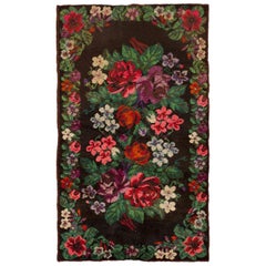 Tappeto con vello floreale svedese vintage dal colore audace e dal design a fiori 4'1" x 6'9"