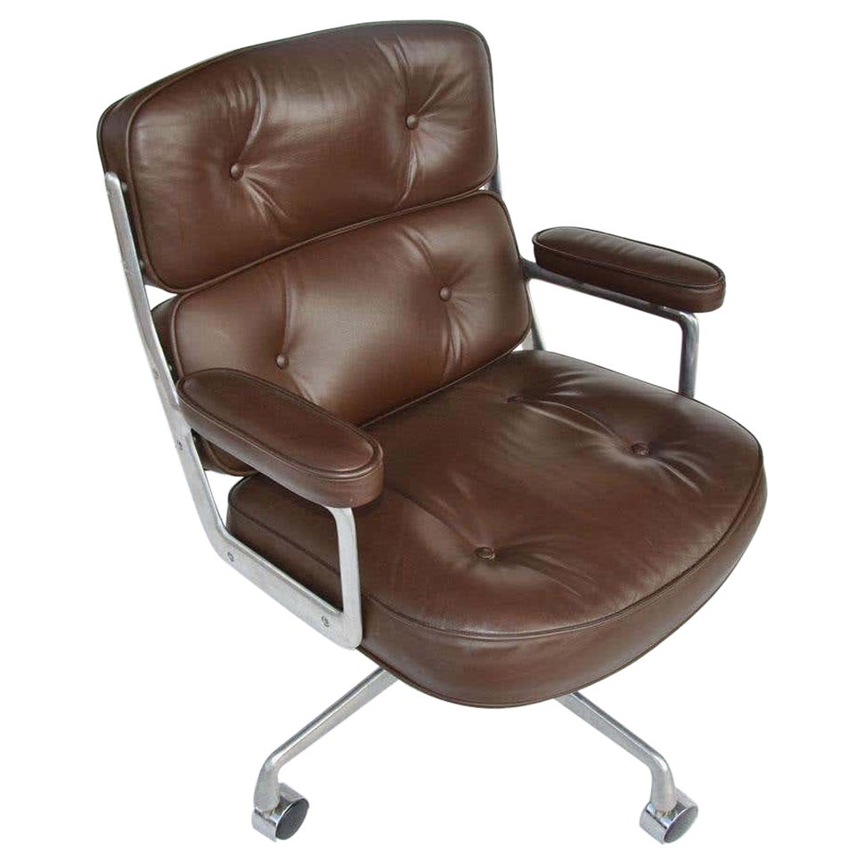 1 Herman Miller Eames Time Life Executive Chair