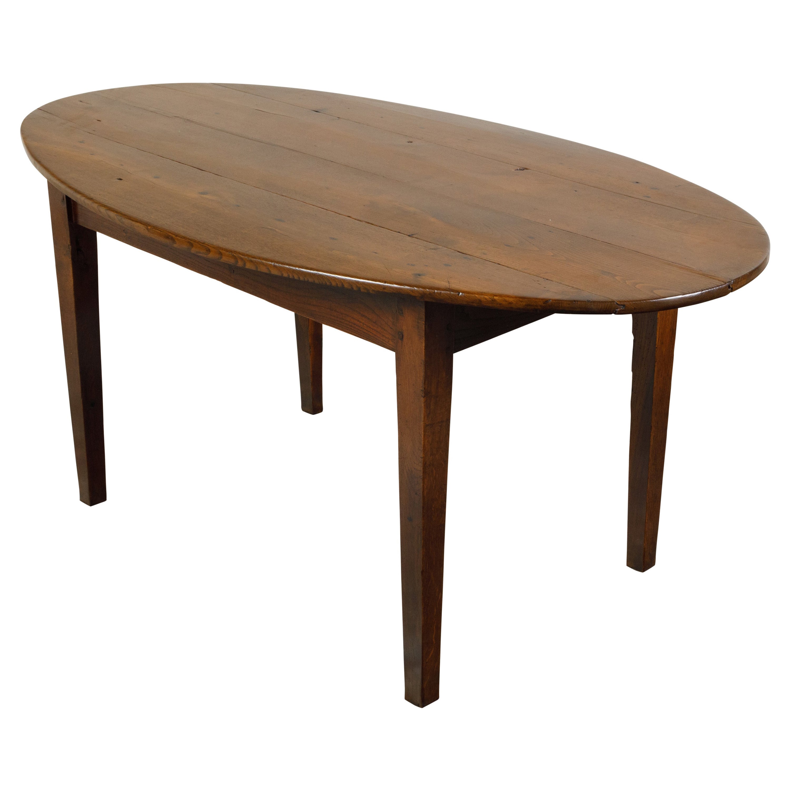 English 19th Century Walnut Table with Oval Top, Tapered Legs and Dark Patina