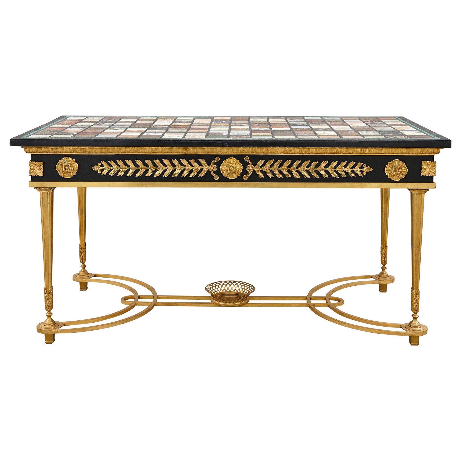 Table basse française en bronze doré avec plateau en spécimen de marbre italien