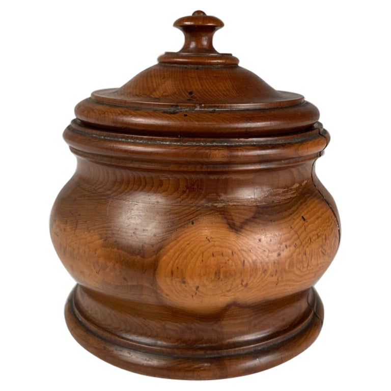 Pot à couvercle en bois d'if tressé anglais du 18ème siècle