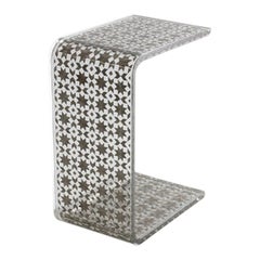 Mesa auxiliar de resina C, Mesa auxiliar contemporánea Plata