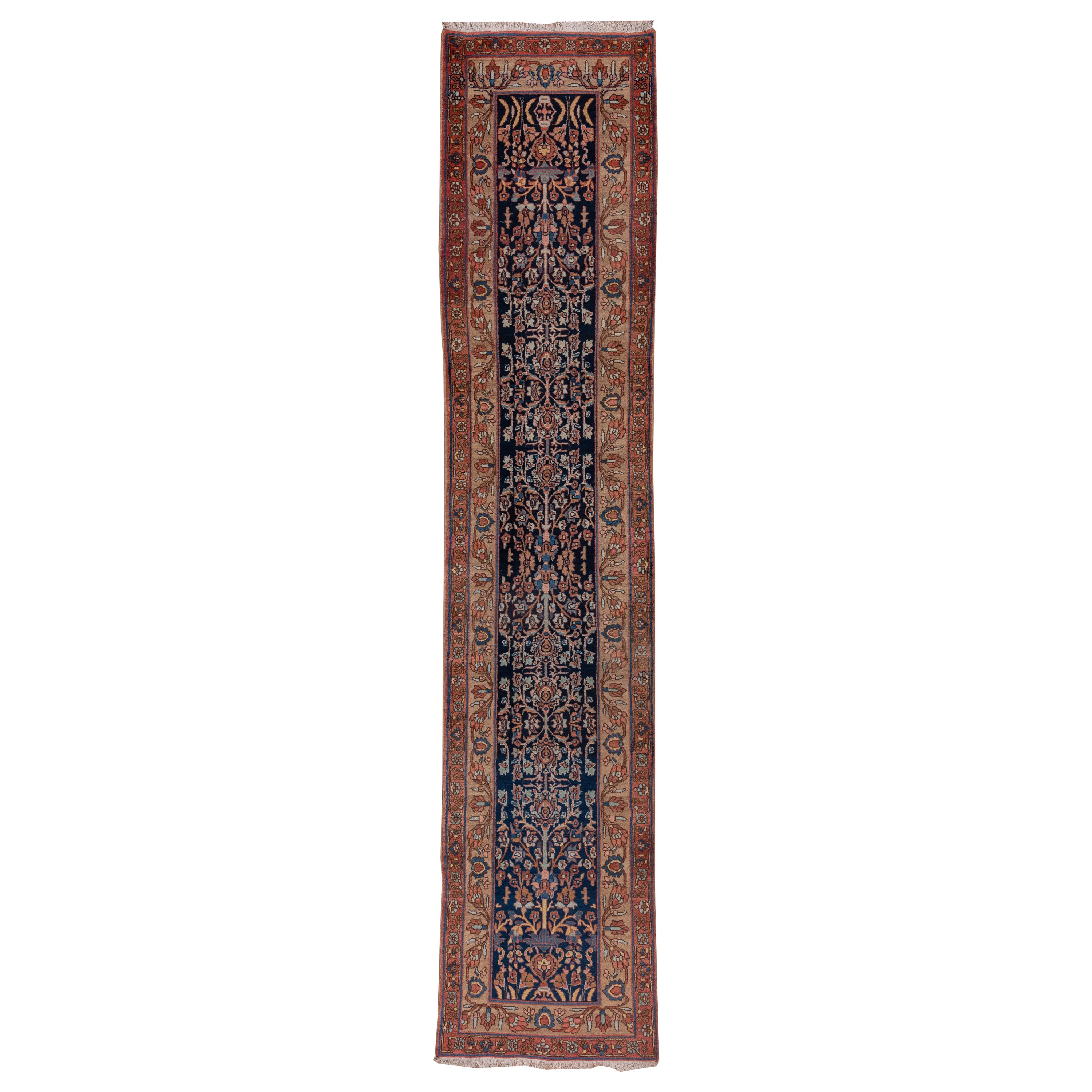 Tapis de couloir persan ancien Bidjar, terrain bleu marine, bordures roses et corail, vers les années 1920