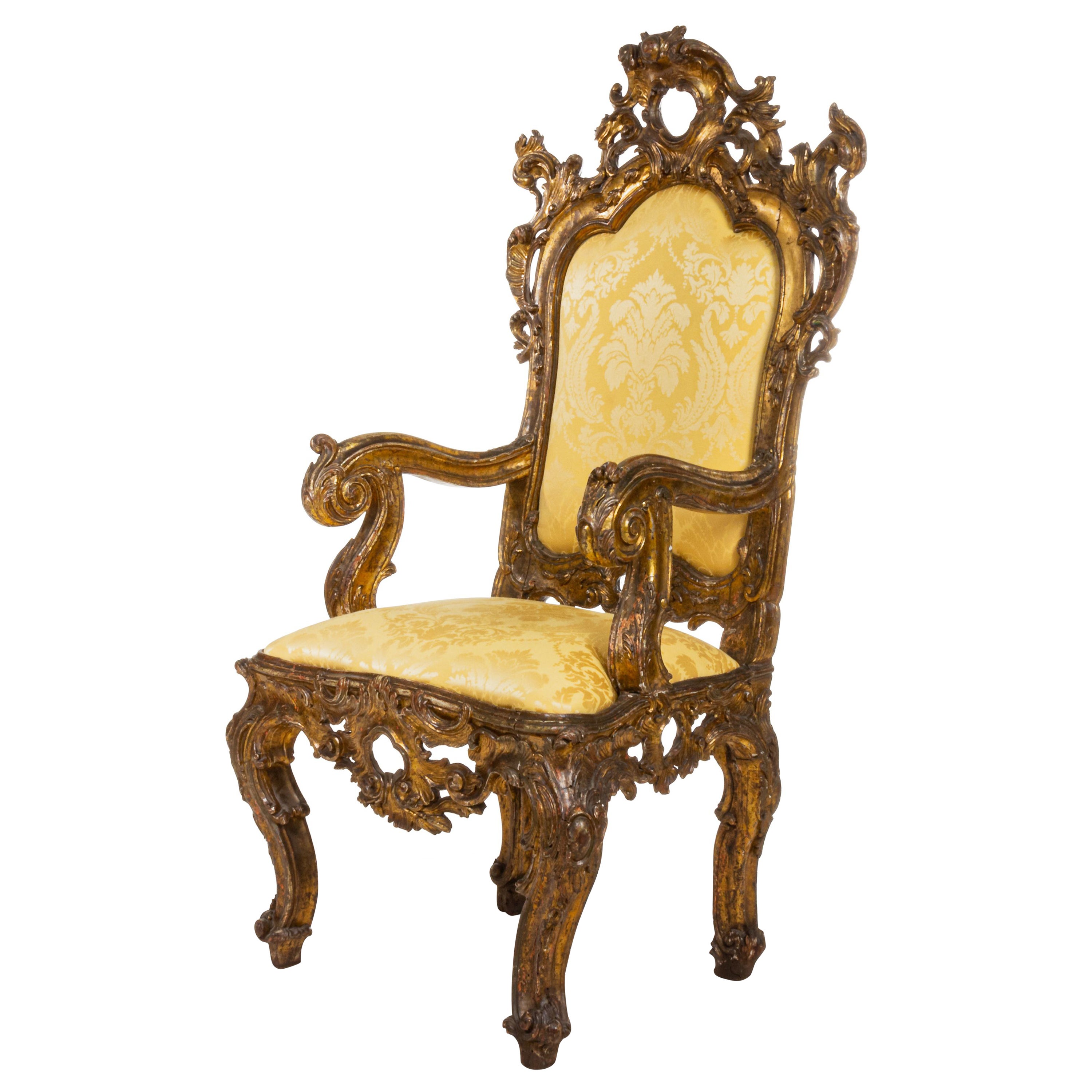Chaise trône italienne rococo en damas doré