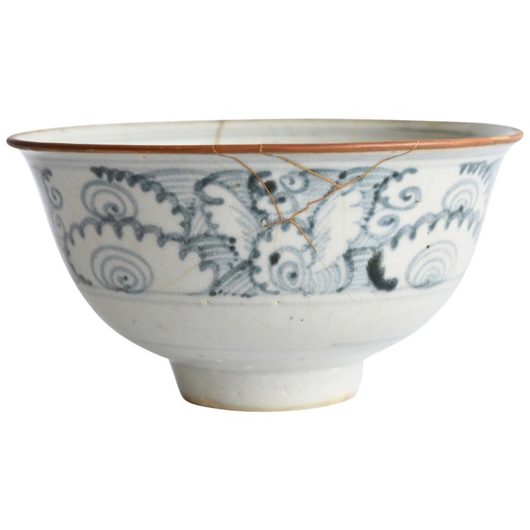 Chinese Antique Bowl / 1300s1500s / Kintsugi Tableware/Rice Bowl For Sale at 1stDibs