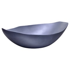 Rina Menardi Italian Art Pottery Center Bowl in Graphite Glaze