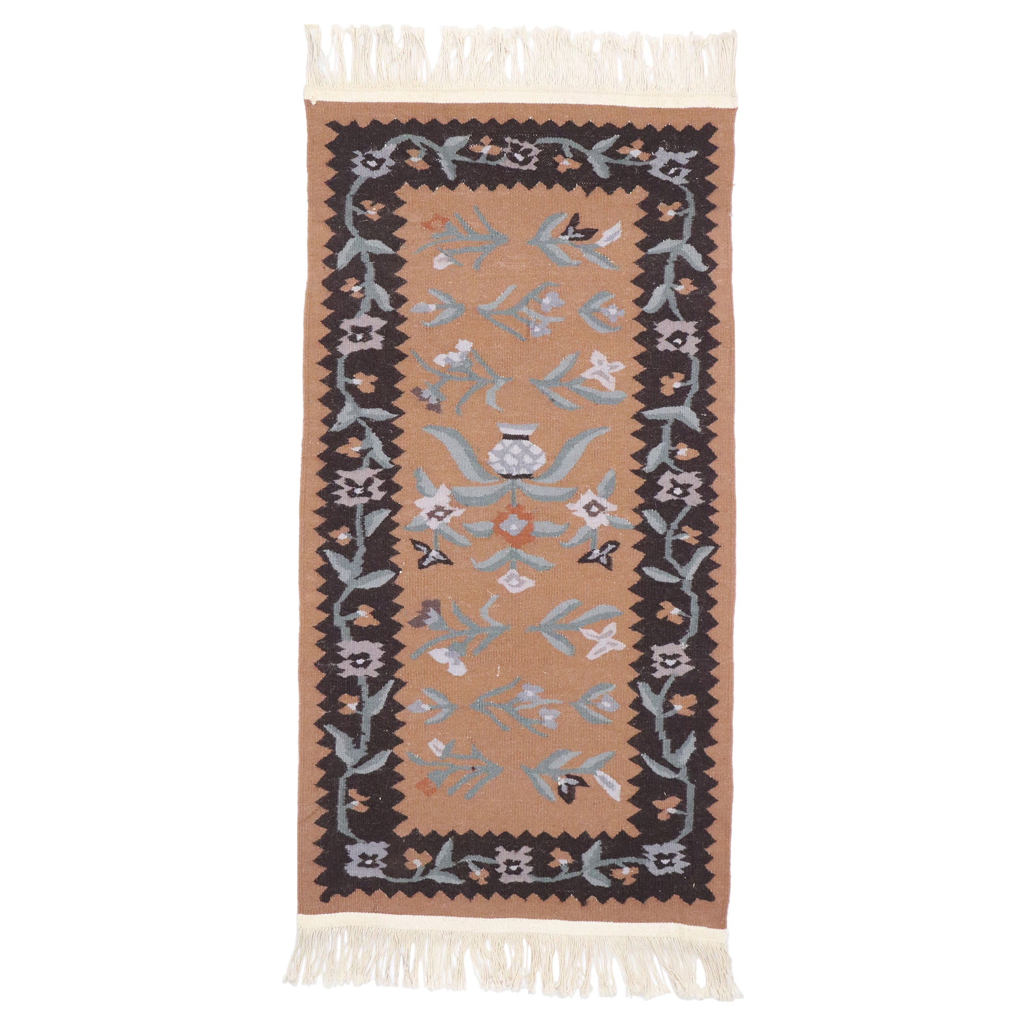 Vintage Persian Shiraz Kilim Rug with Rustic Farmhouse Style For Sale