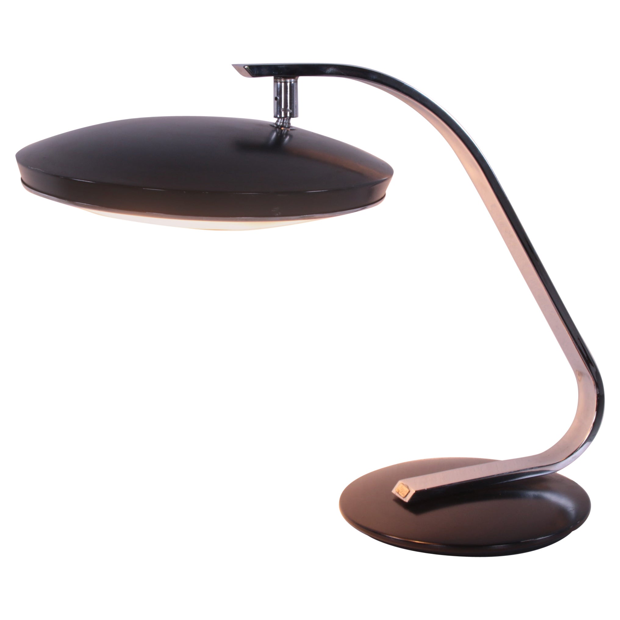 Vintage Spanish UFU Design Desk Lamp Design by Martin Pedro for Phase 60s For Sale