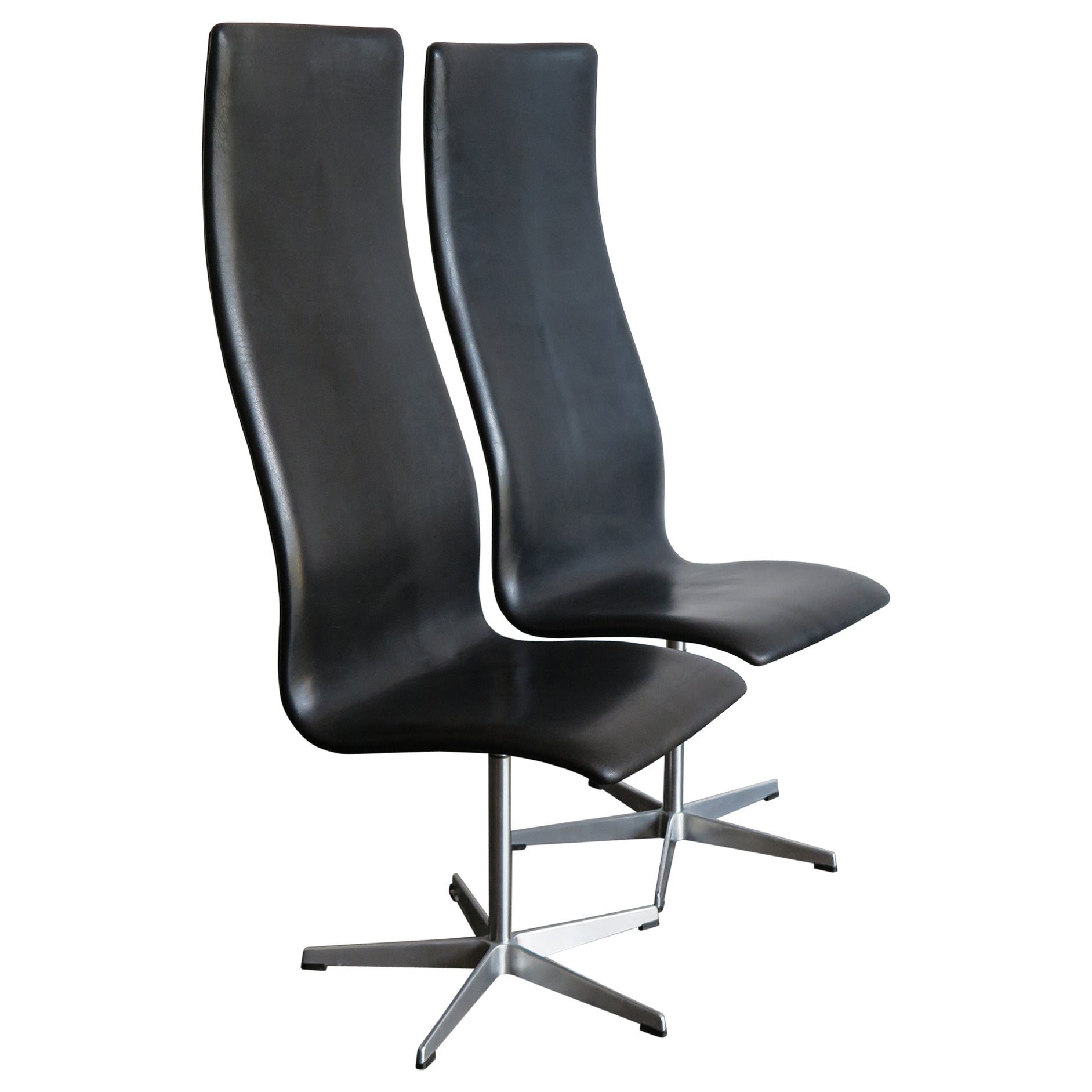 Chaises Oxford en cuir noir du milieu du siècle dernier d'Arne Jacobsen pour Fritz Hansen, années 1960 en vente