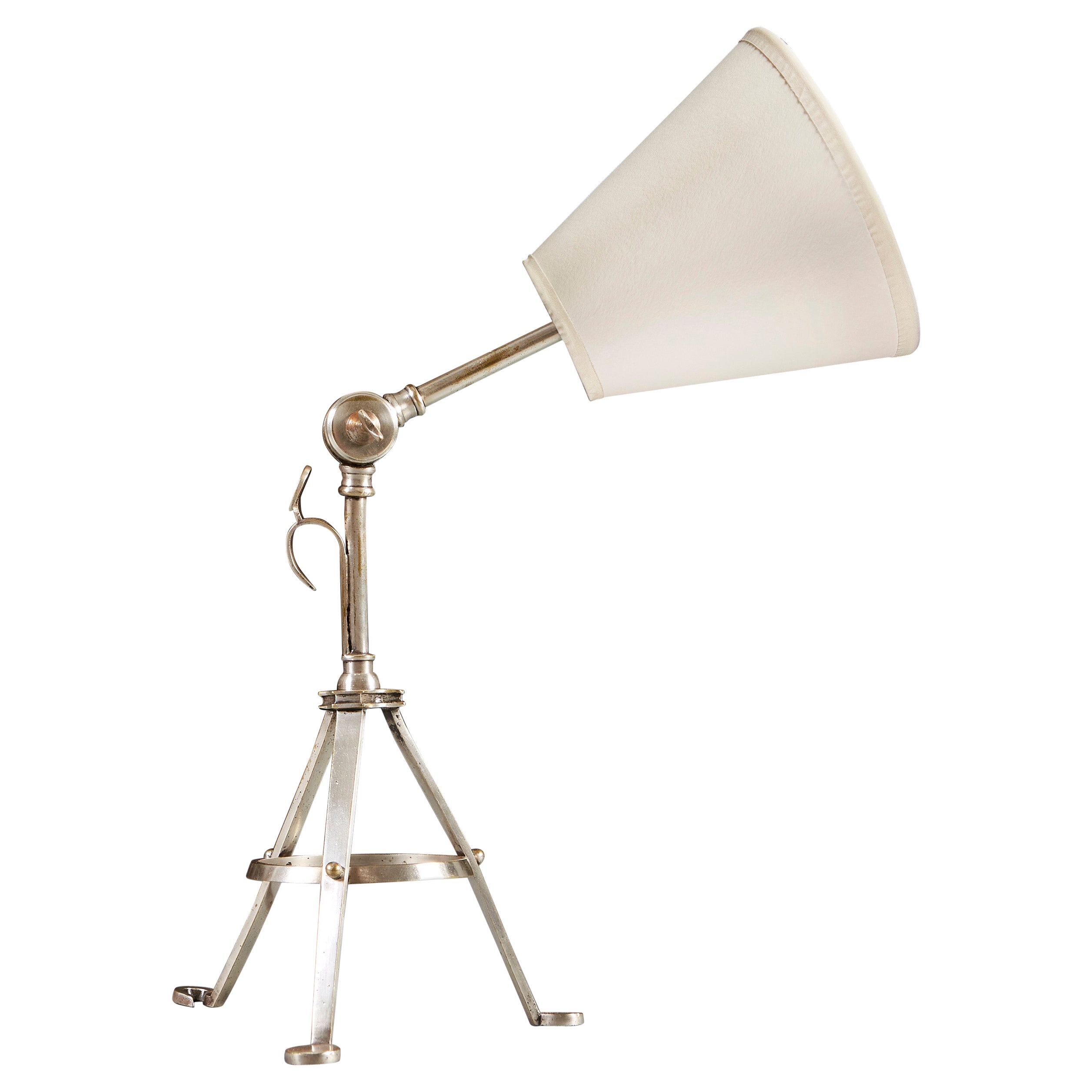 Benson Tripod Lamp