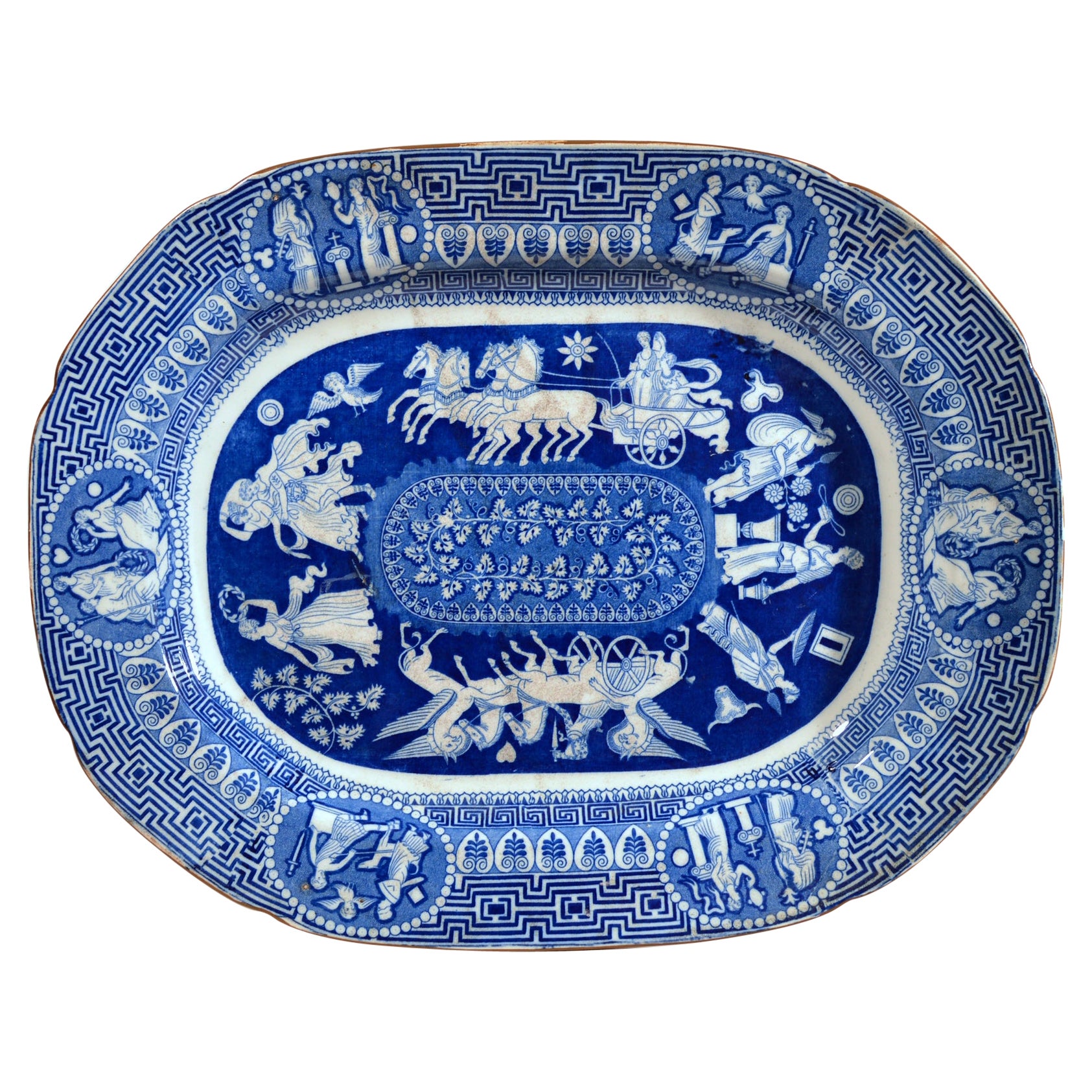 Grand plat néo-classique à motif grec imprimé en bleu, Herculaneum, Liverpool