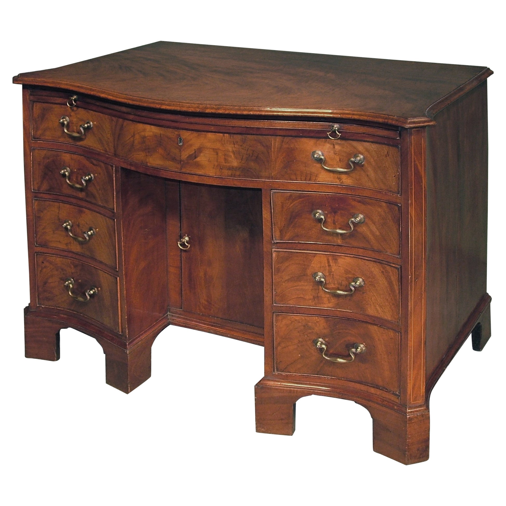 Mid 18th Century Mahogany Kneehole Dressing Chest For Sale