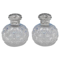 Paire de flacons de parfum édouardiens anciens en argent sterling, William Comyns, 1903