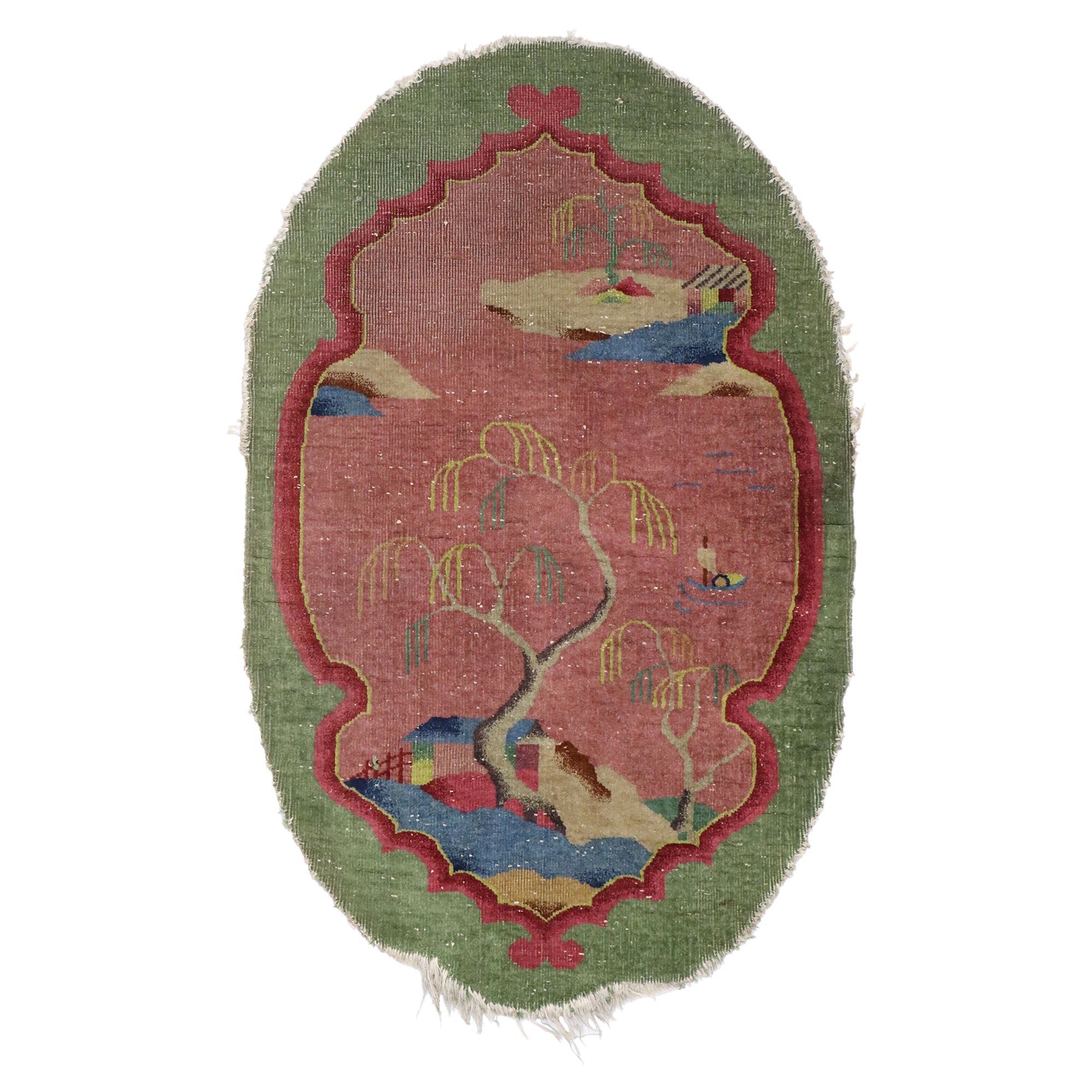 Antiker, antiker, chinesischer, ovaler Art-Déco-Teppich im Used-Stil