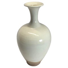 Cream Slender Shaped Vase, China, Contemporary