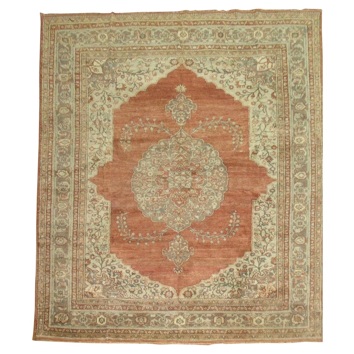 Zabihi Collection Raumgröße Vintage Türkischer Teppich im Angebot