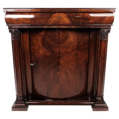 Console of Polished Mahogany from around the 1840s