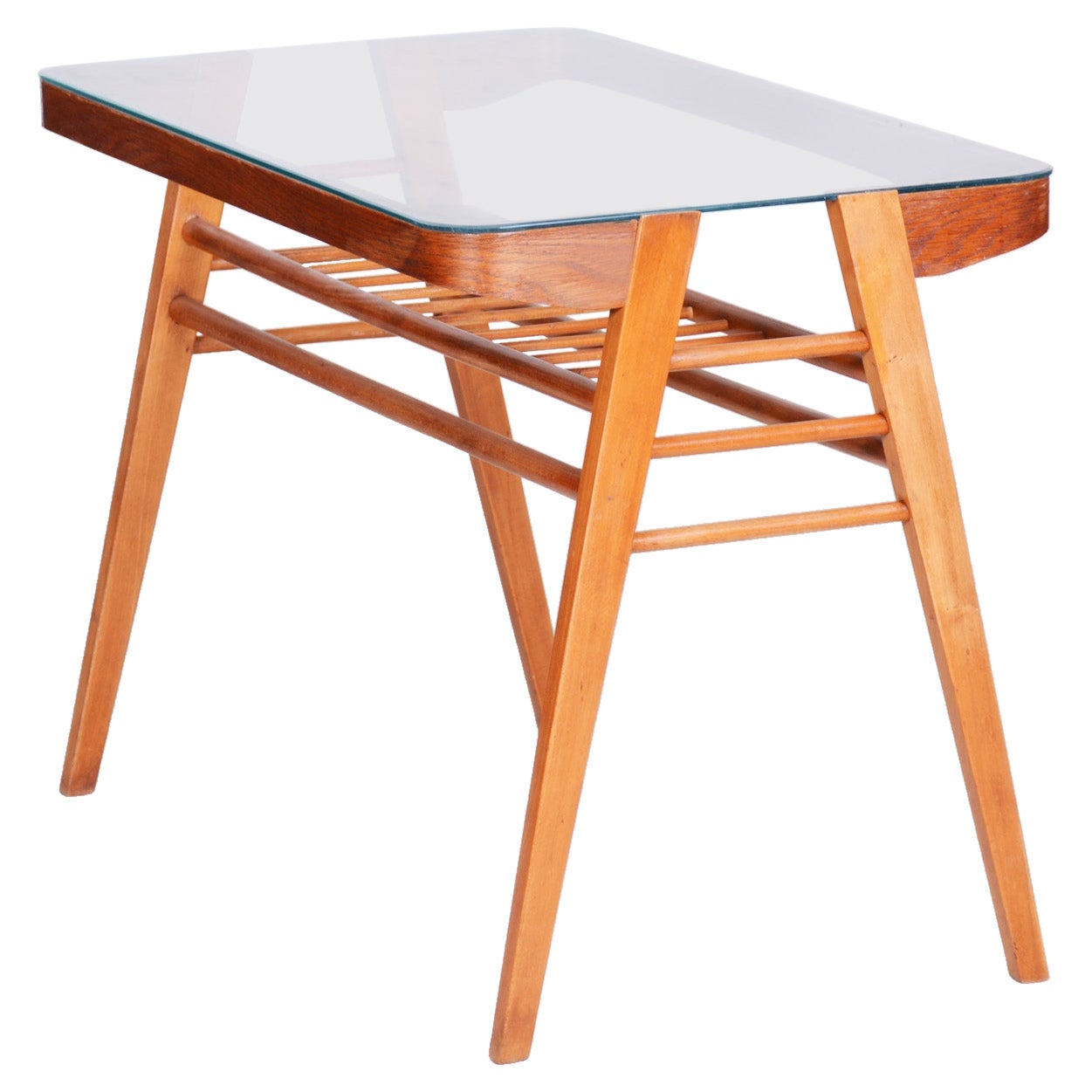 Table en chêne tchèque, milieu du siècle dernier, état d'origine préservé, années 1950