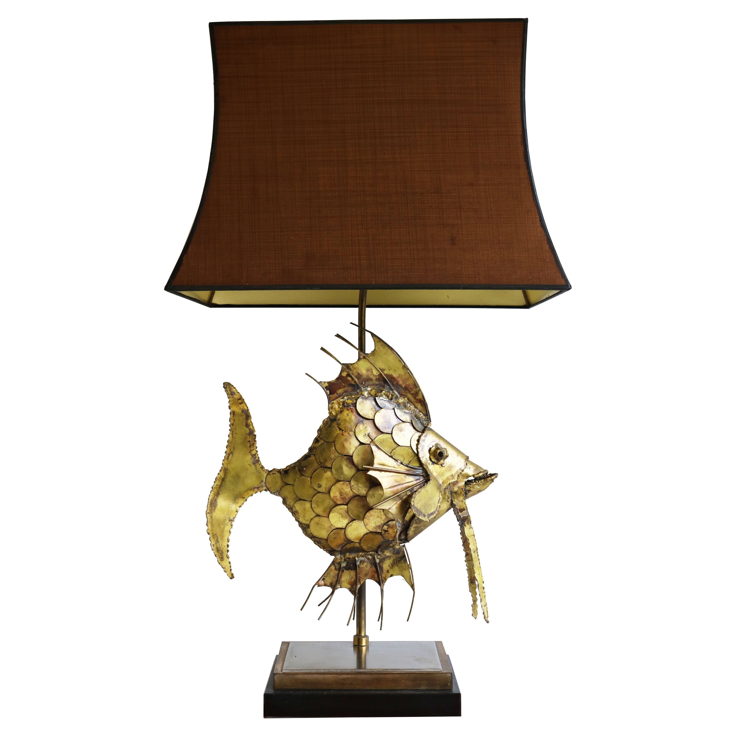 Design Brutalist Table Lamp in Brass by Daniel d'haeseleer 1970 Fish Sculpture For Sale