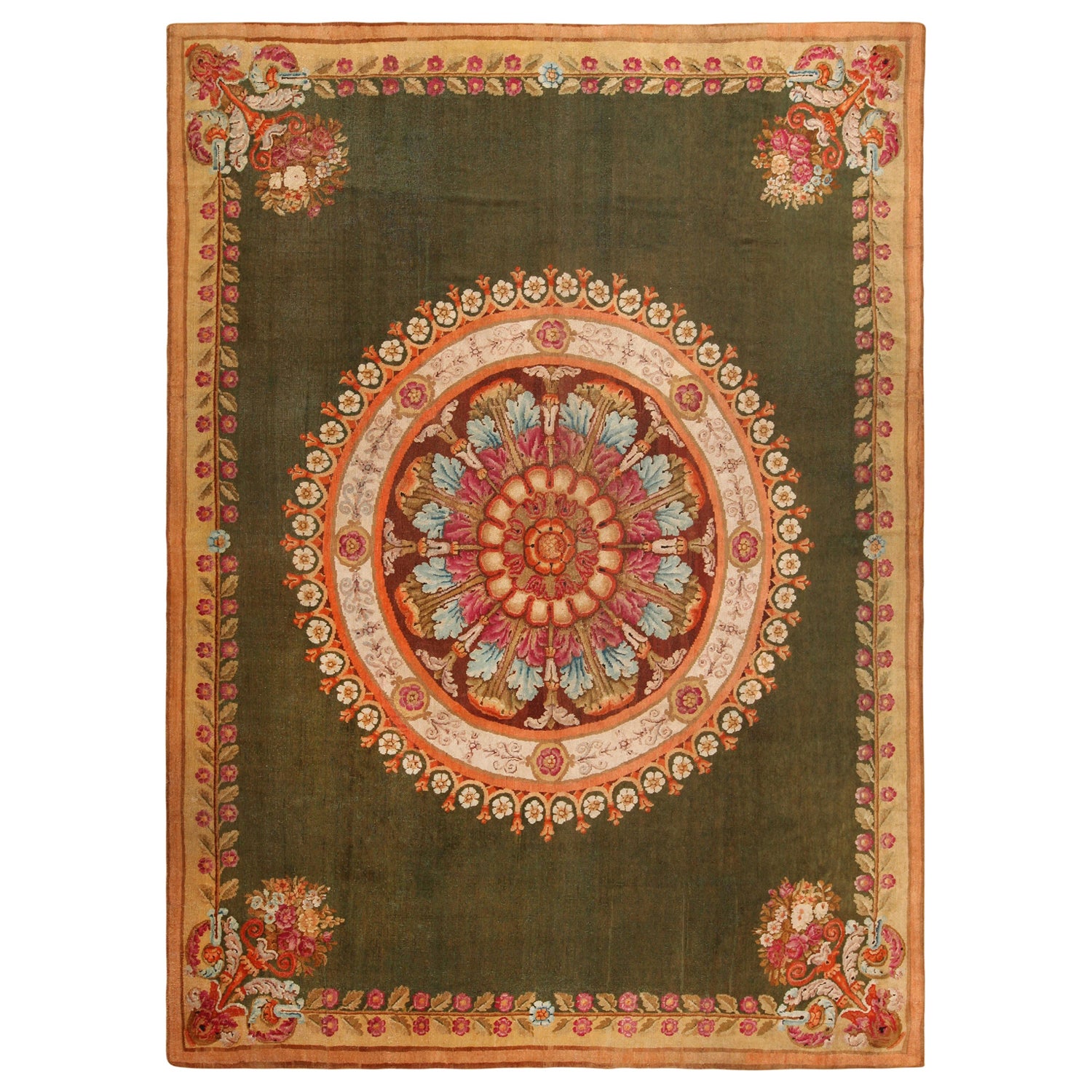 Nazmiyal Antique French Charles X Savonnerie Rug. 10 ft 5 in x 14 ft 1 in