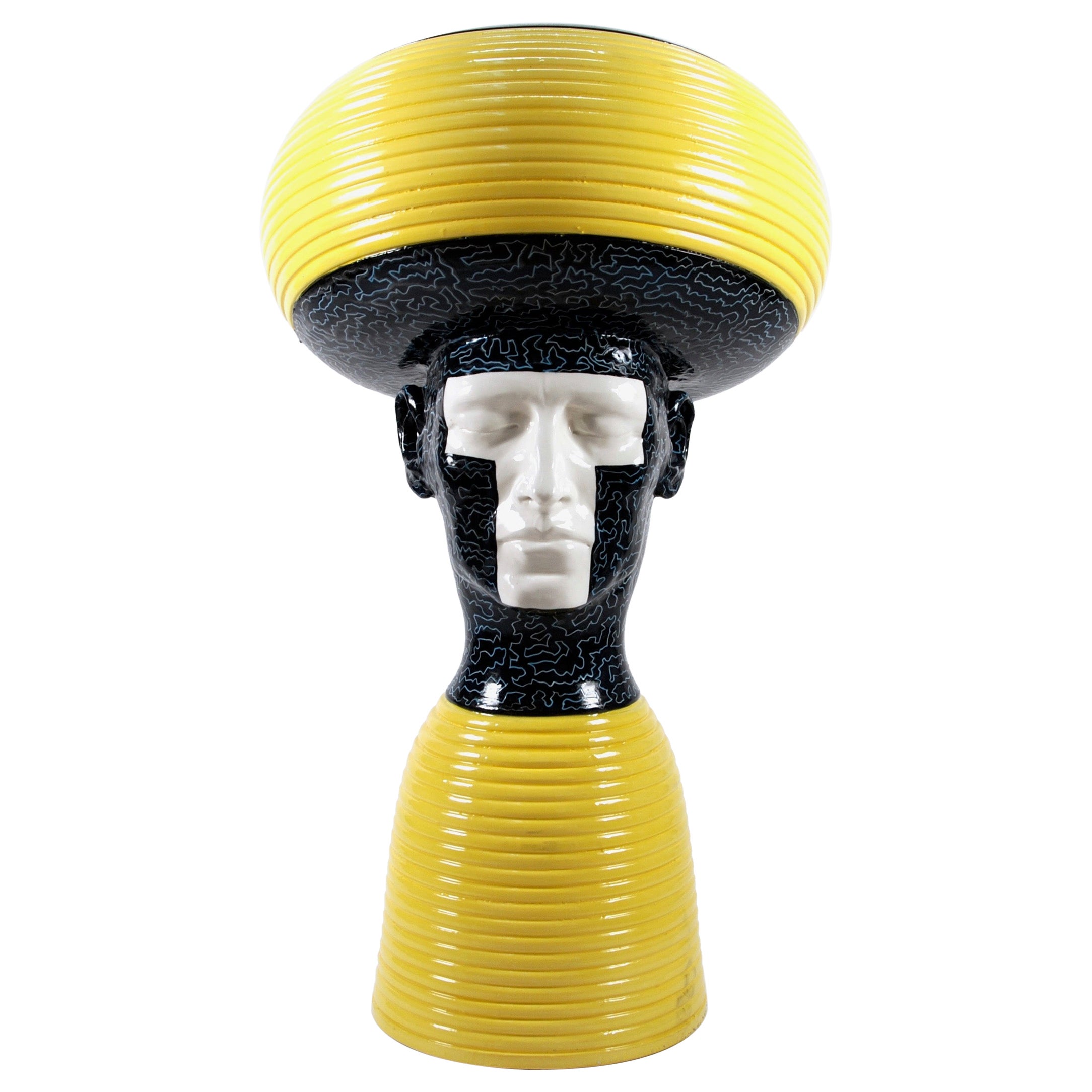 Pièce décorative en céramique jaune tête d'homme, fabriquée à la main en Italie, 2021, faite main