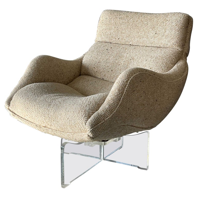 Vladimir Kagan Cosmos lounge chair, ca. 1975, offered by Ponce Berga