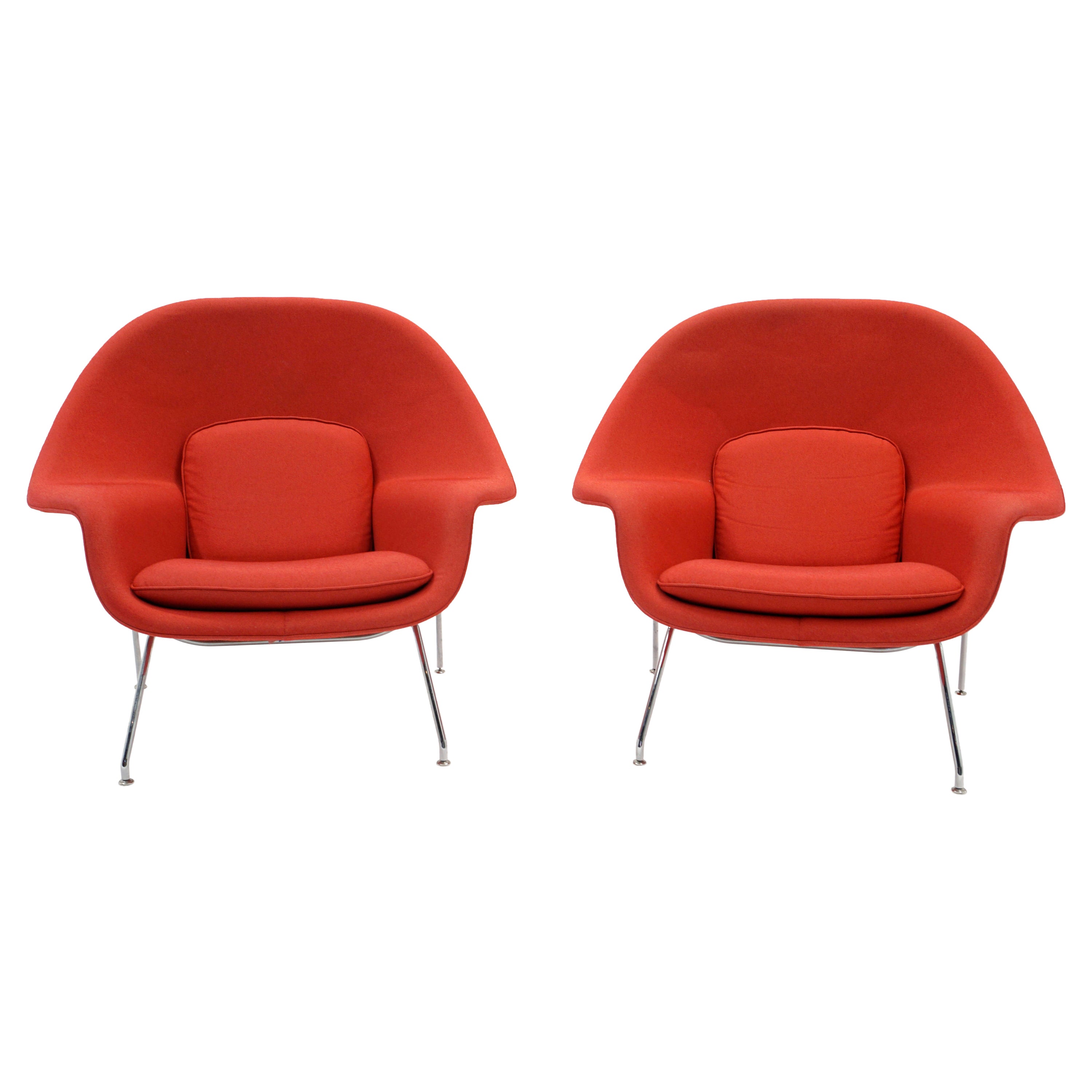 Pair Saarinen Womb Chairs for Knoll in Red with Chrome Frames, Ready to Use