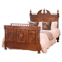 Renaissance Style Antique Bed in Walnut WK157