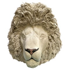 Lion blanc, centre de table en céramique, design artisanal en Italie, 2021